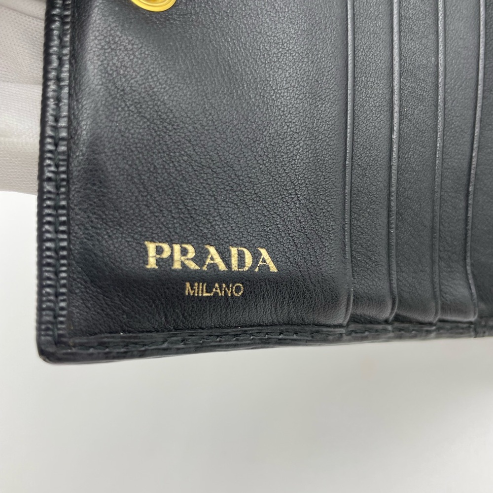 Prada Black Leather Wallet - Picture 6 of 10